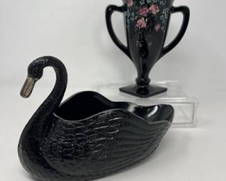 53 VintageBlackAmethystSwanandTwoHandledUrnStyleVase