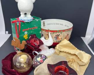 146 ChristmasMemoriesBowlMervynsSnowmanBobbleheadMORE