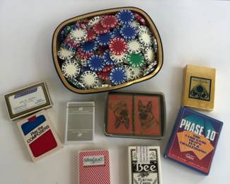115 AssortedPlayingCardsPokerChipsSet