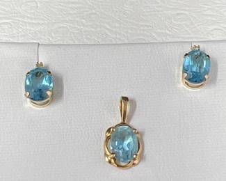 1 Plumb14kGoldBlueTopazPendantwith10kGoldEarrings