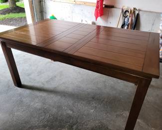 Kitchen table