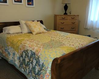 Queen size bed