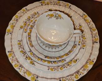 Spode 'Buttercup' China set