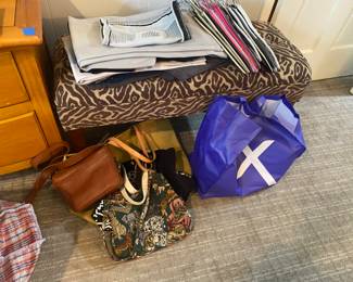 Estate Sales By Olga in Colonia, NJ