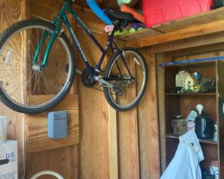 Estate Sales By Olga in Colonia, NJ