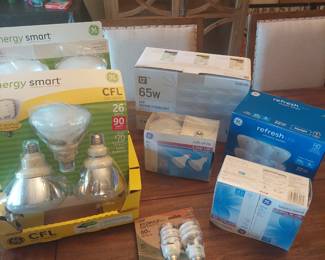 assortment of light bulbs
