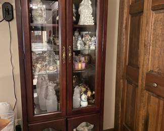 Nice mirrored storage cabinet