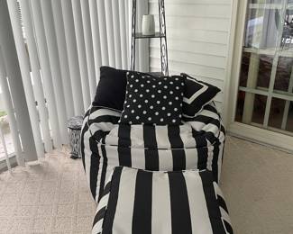 Lounge chair