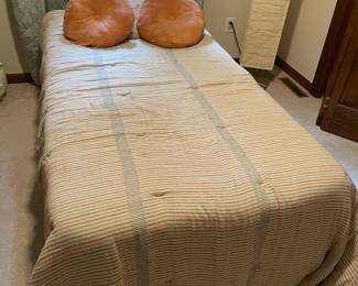 Twin bed