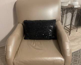 Bassett Taupe modern accent chair