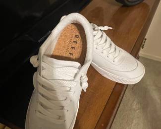 Reef sneakers new
