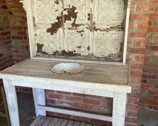 Antique rustic outdoor wash basin