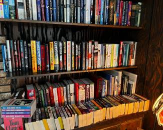 Avid readers and nice to their books