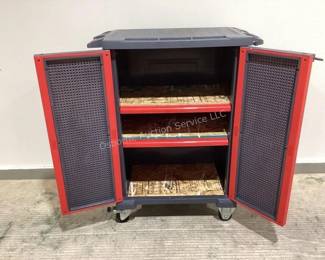 Tool cabinet