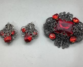 Vintage pin & earring set