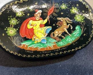 Vintage black lacquer trinket box
