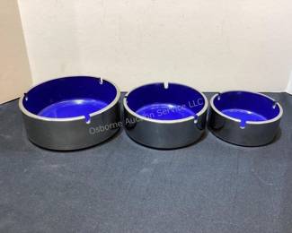 MCM nesting ashtrays