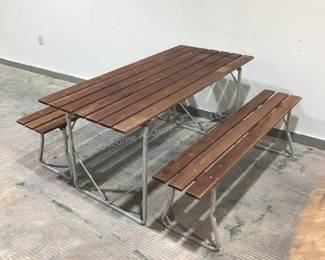 Picnic table & benches