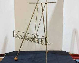 MCM easel