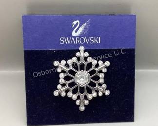 Swarovski pin