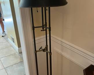 Three column lamp