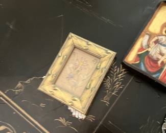 Assorted frames