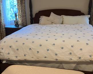 Ethan Allen four poster bed