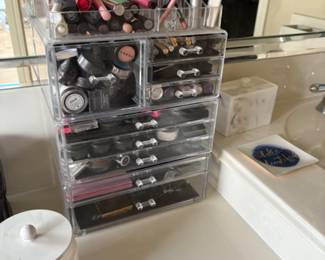 Mac makeup