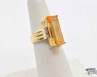 522 14k Gold, Citrine and Diamond Ring, 6.3g