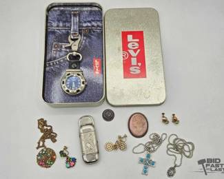800 Costume Jewelry