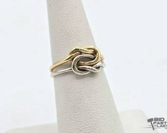 552 14k Gold and White Gold Ring, 3.1g