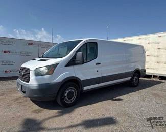 225  2016 Ford Transit Van 
