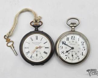 912 2 Pocket Watches