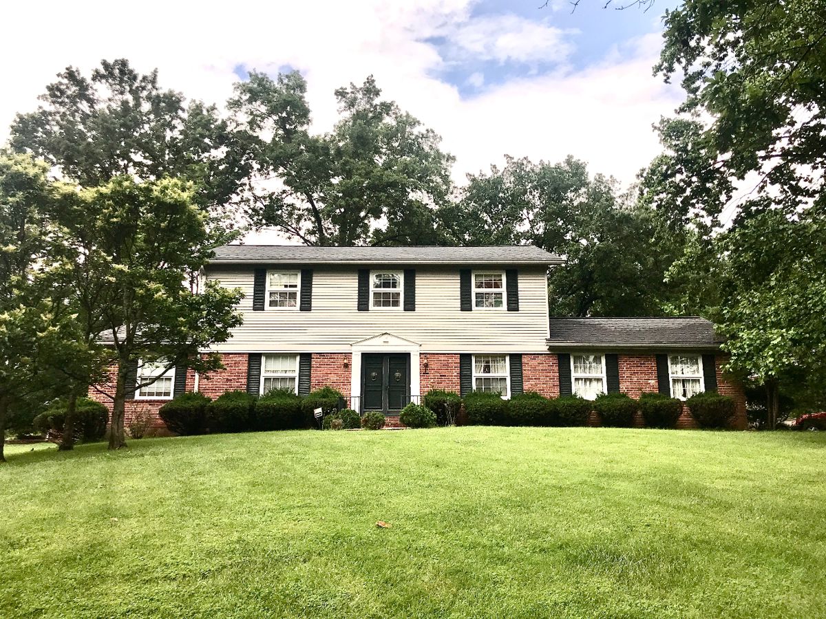 Claymont Estates Chesterfield Estate Sale ~ Lots Of Vintage Clothing ~ Antiques & Collectibles ~ French Provincial & Other Furniture ~ Vintage Woodard Wrought Iron Patio Furniture ~ Baby Grand Piano MORE