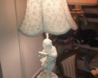 Items Located In The 1st Bedroom ( Master)
