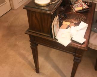 Items Located In The 1st Bedroom ( Master)