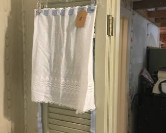 Items Located In Dining Room