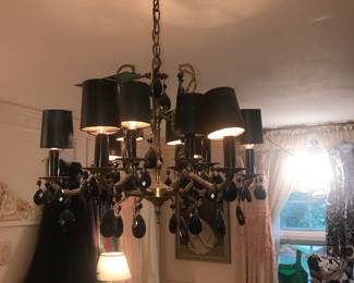 Items Located In The 1st Bedroom ( Master)