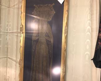 Items Located In Dining Room