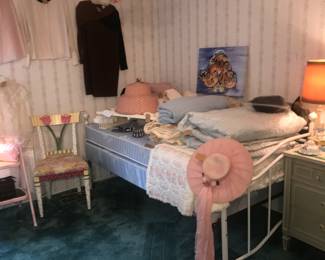 Items Located In The 3rd Bedroom
