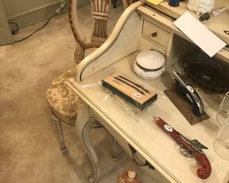 Items Located In Dining Room