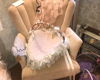 Items Located In The 2nd Bedroom