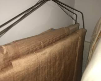 Items Located In The 2nd Bedroom