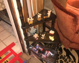 Items Located In Family Room