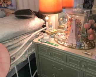 Items Located In The 3rd Bedroom
