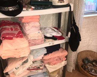 Items Located In The 2nd Bedroom