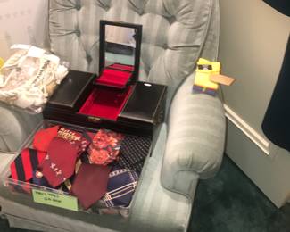 Items Located In The 4th Bedroom