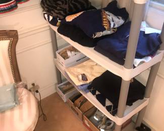 Items Located In The 1st Bedroom ( Master)