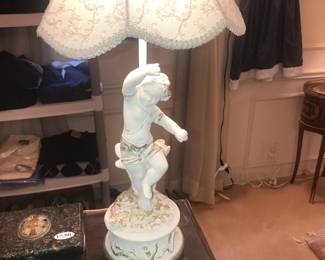 Items Located In The 1st Bedroom ( Master)