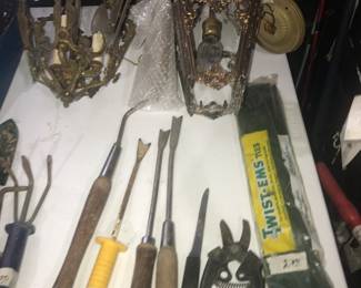 Items Located In The Garage